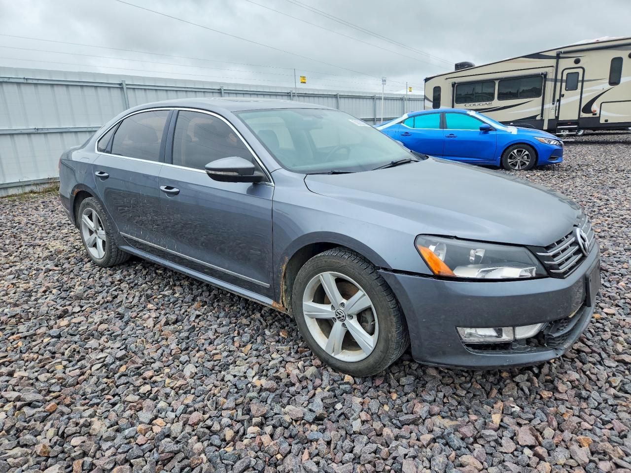 2013 Volkswagen Passat Sel - Image 4