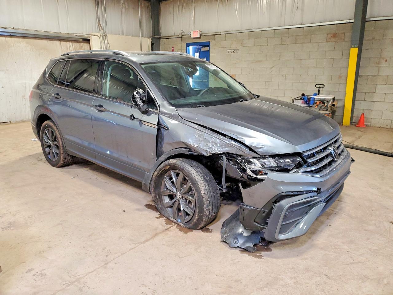 2022 Volkswagen Tiguan Se - Image 4