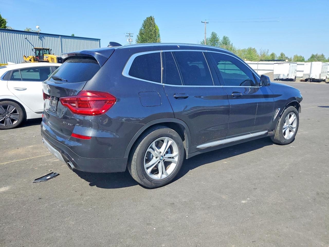 2020 BMW X3 xDrive30I - Фото 3