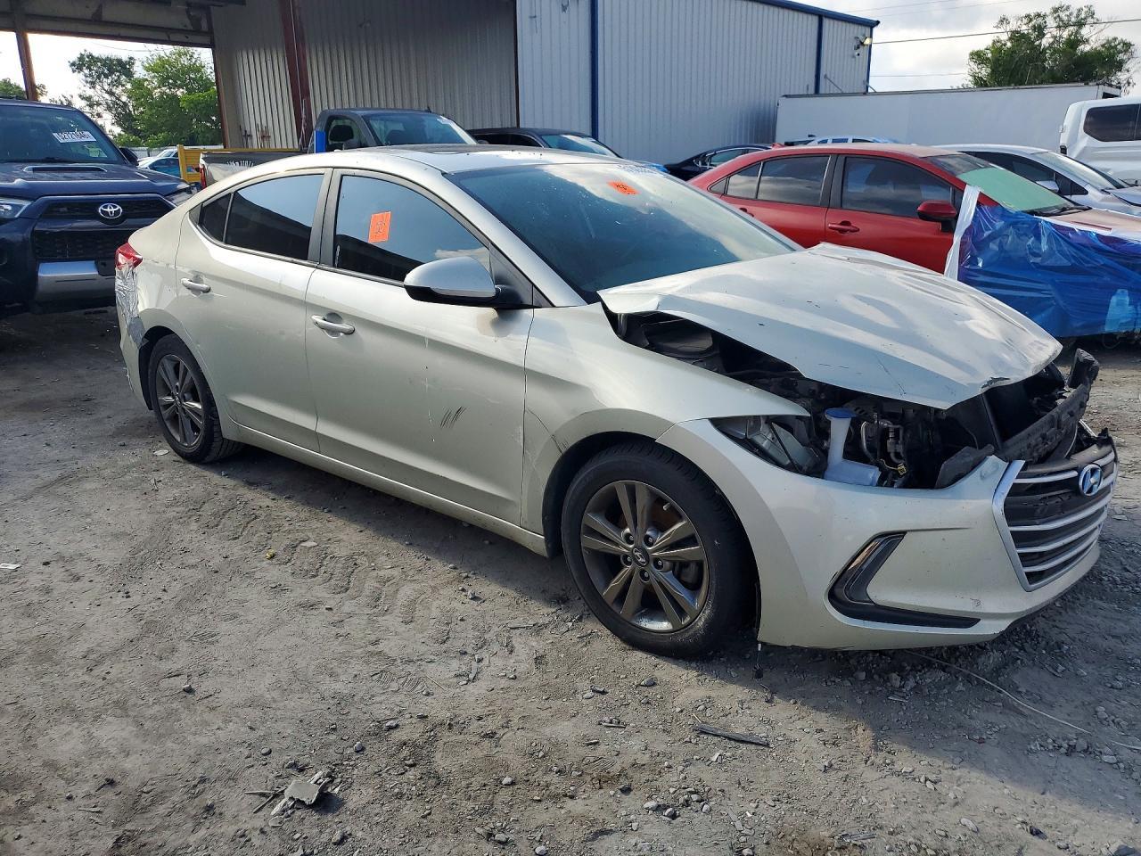 2018 Hyundai Elantra Value Edition - Фото 4