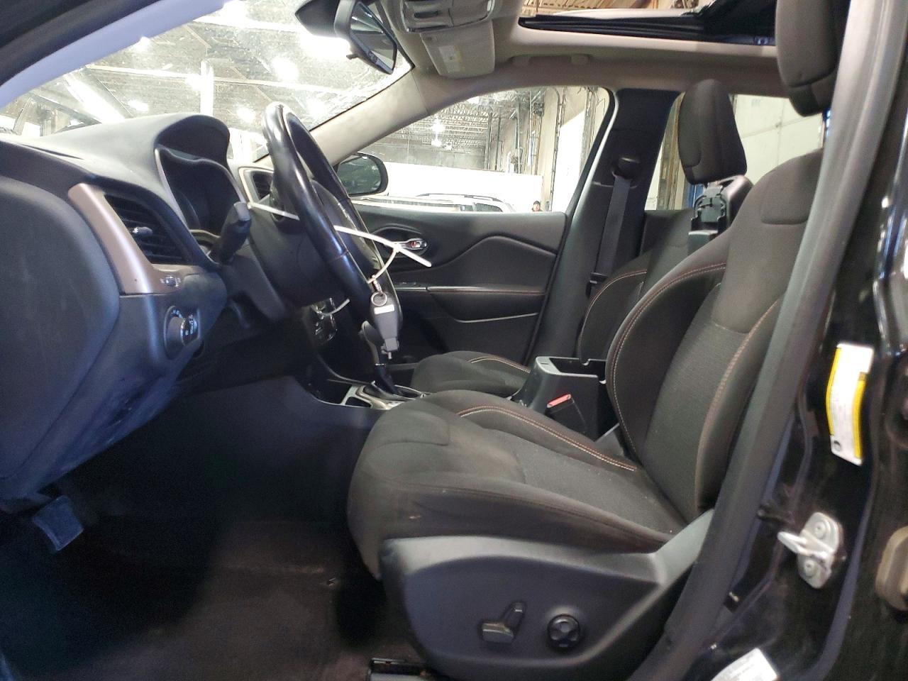 2016 Jeep Cherokee Latitude - Фото 7