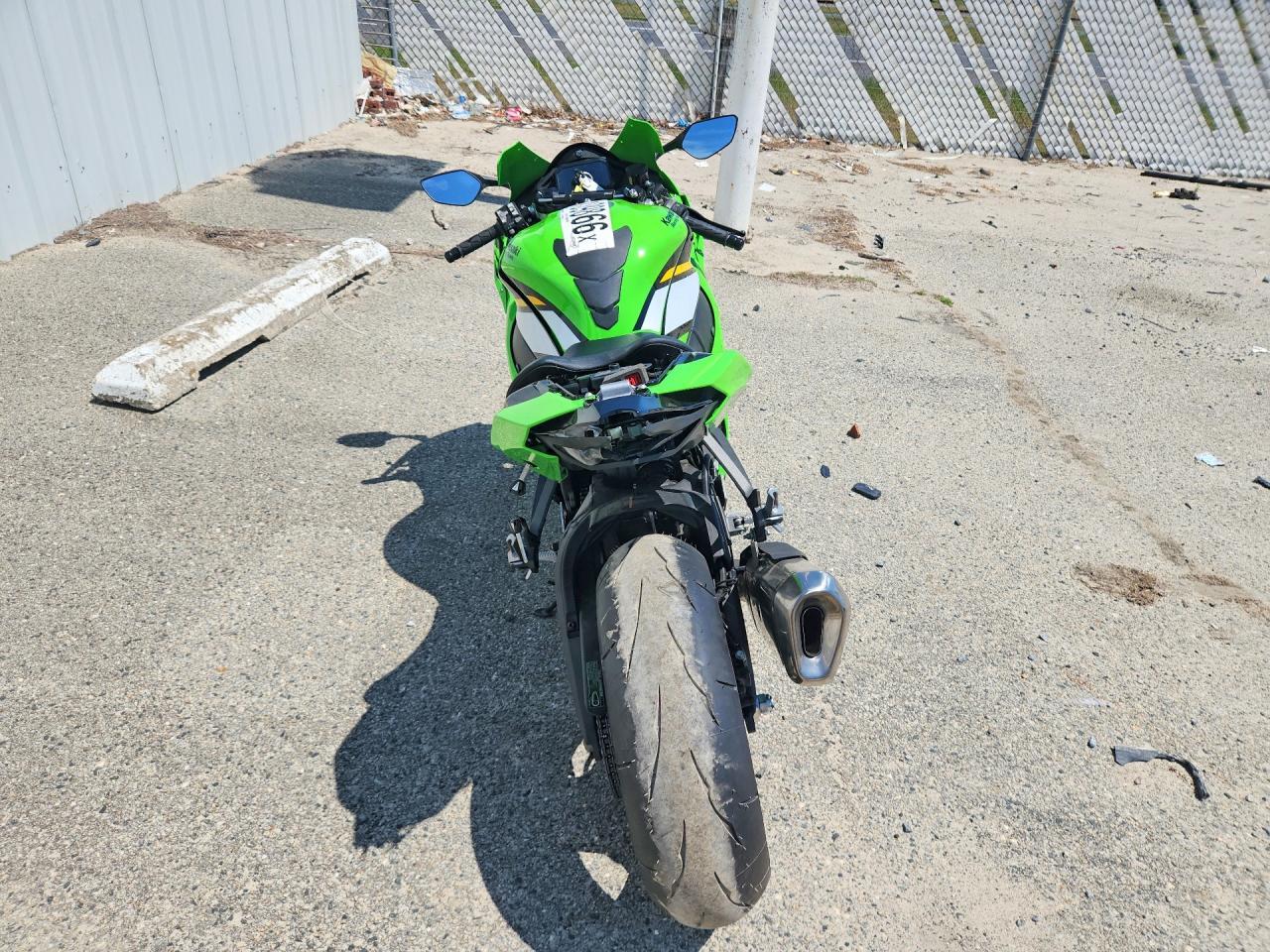 2025 Kawasaki Zx1002 M - Image 4