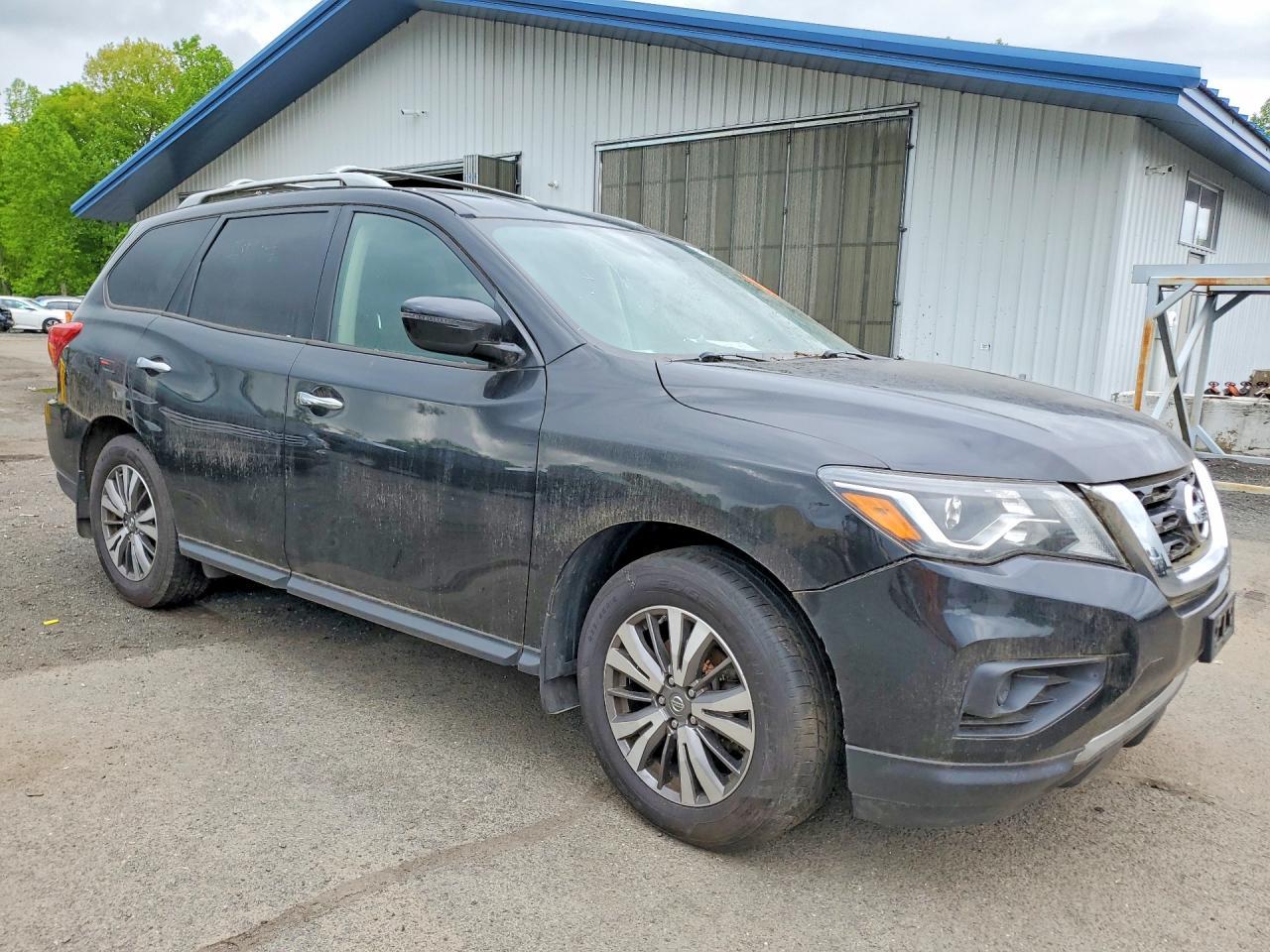 2018 Nissan Pathfinder S - Image 4