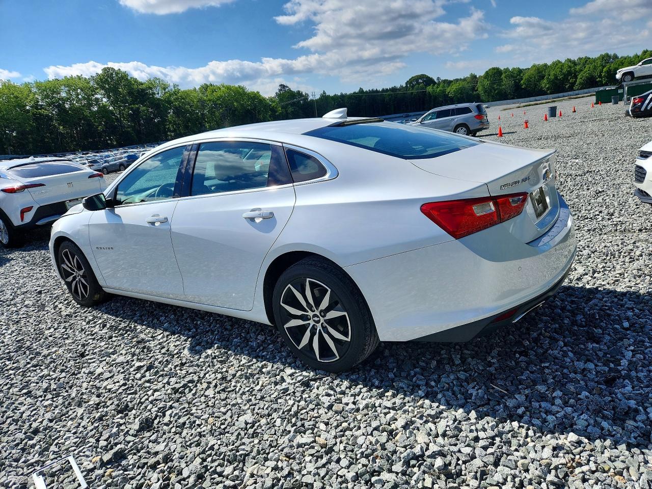 2016 Chevrolet Malibu Lt - Фото 2