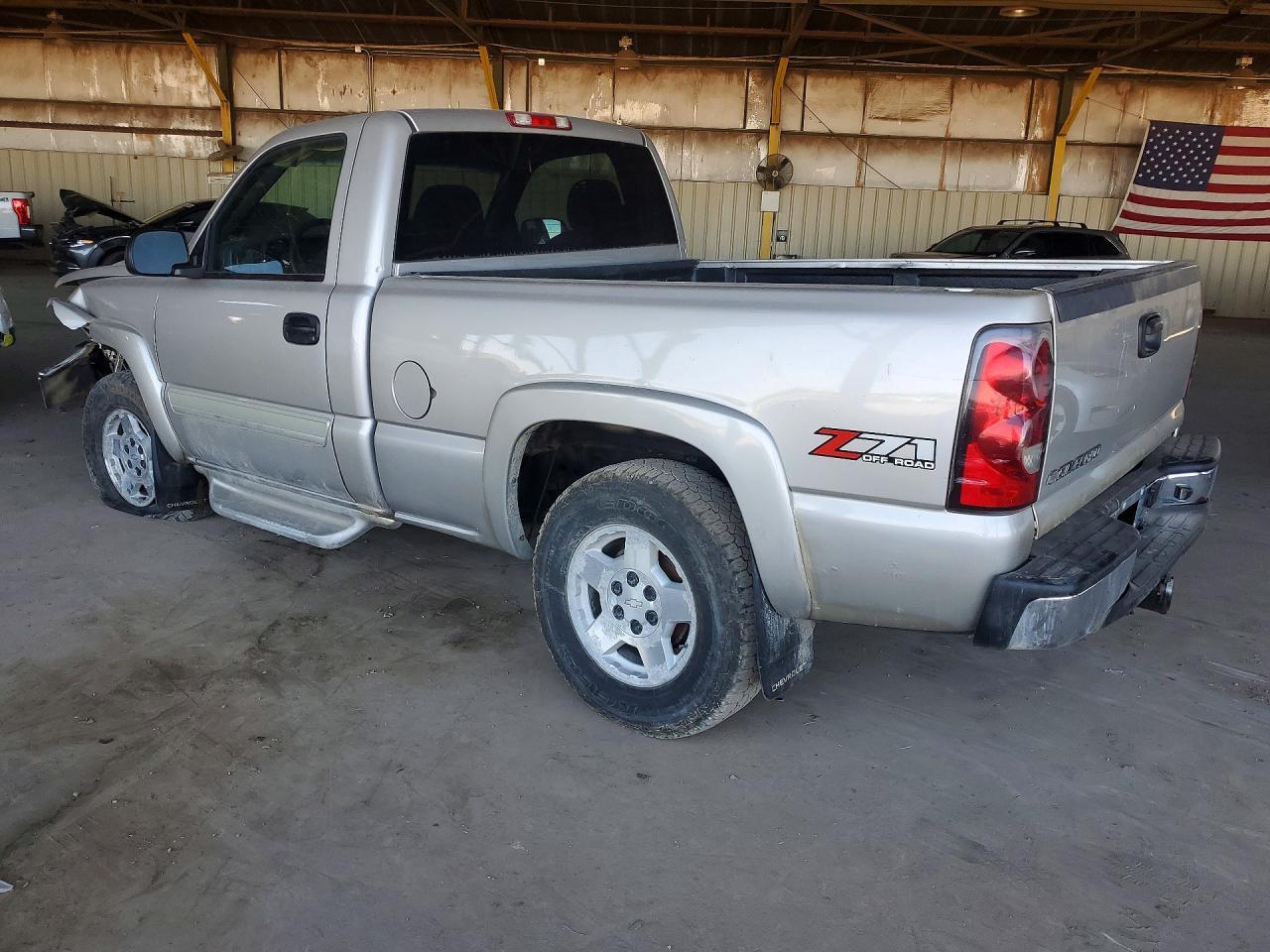 2006 Chevrolet Silverado K1500 - Image 2