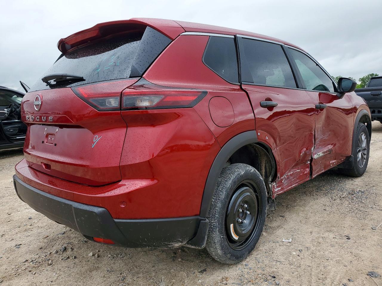 2026 Nissan Rogue S - Фото 3