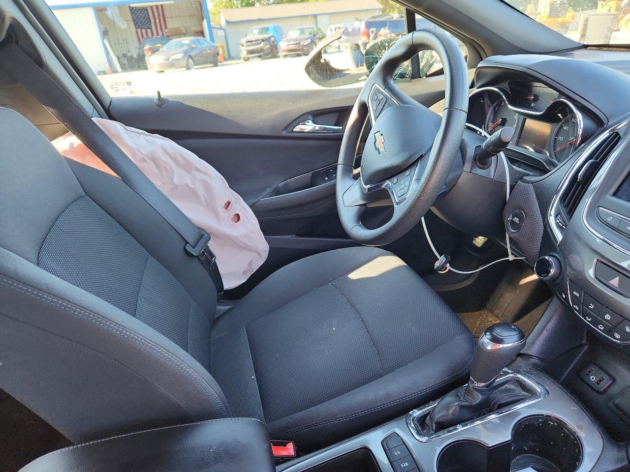 2019 Chevrolet Cruze Lt - Image 7