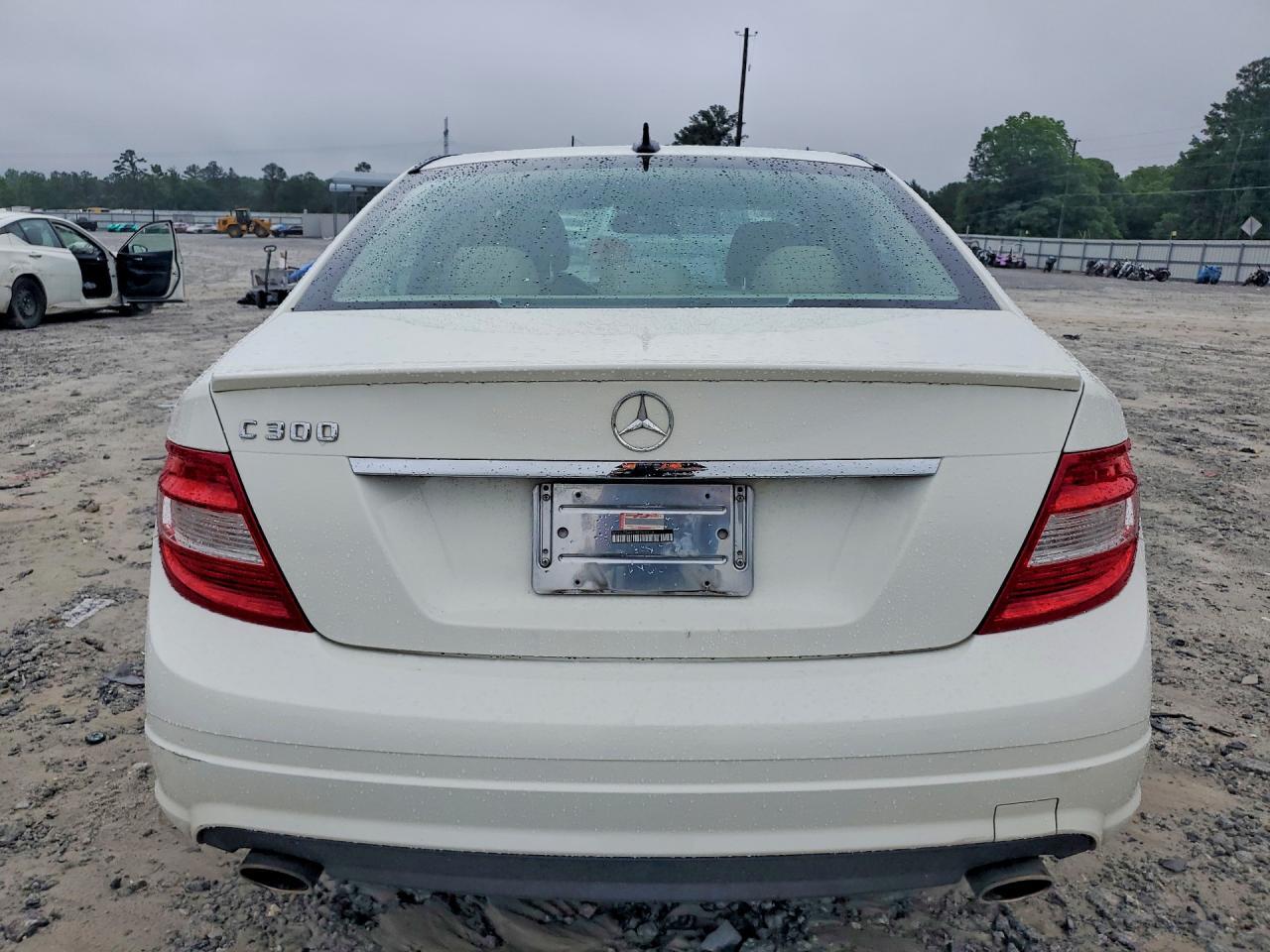 2009 Mercedes-Benz C 300 - Фото 6