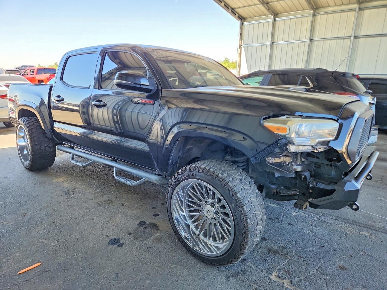 2017 Toyota Tacoma Trd Sport - Фото 4