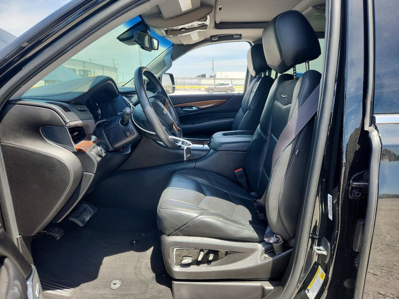 2016 Cadillac Escalade Luxury - Фото 7