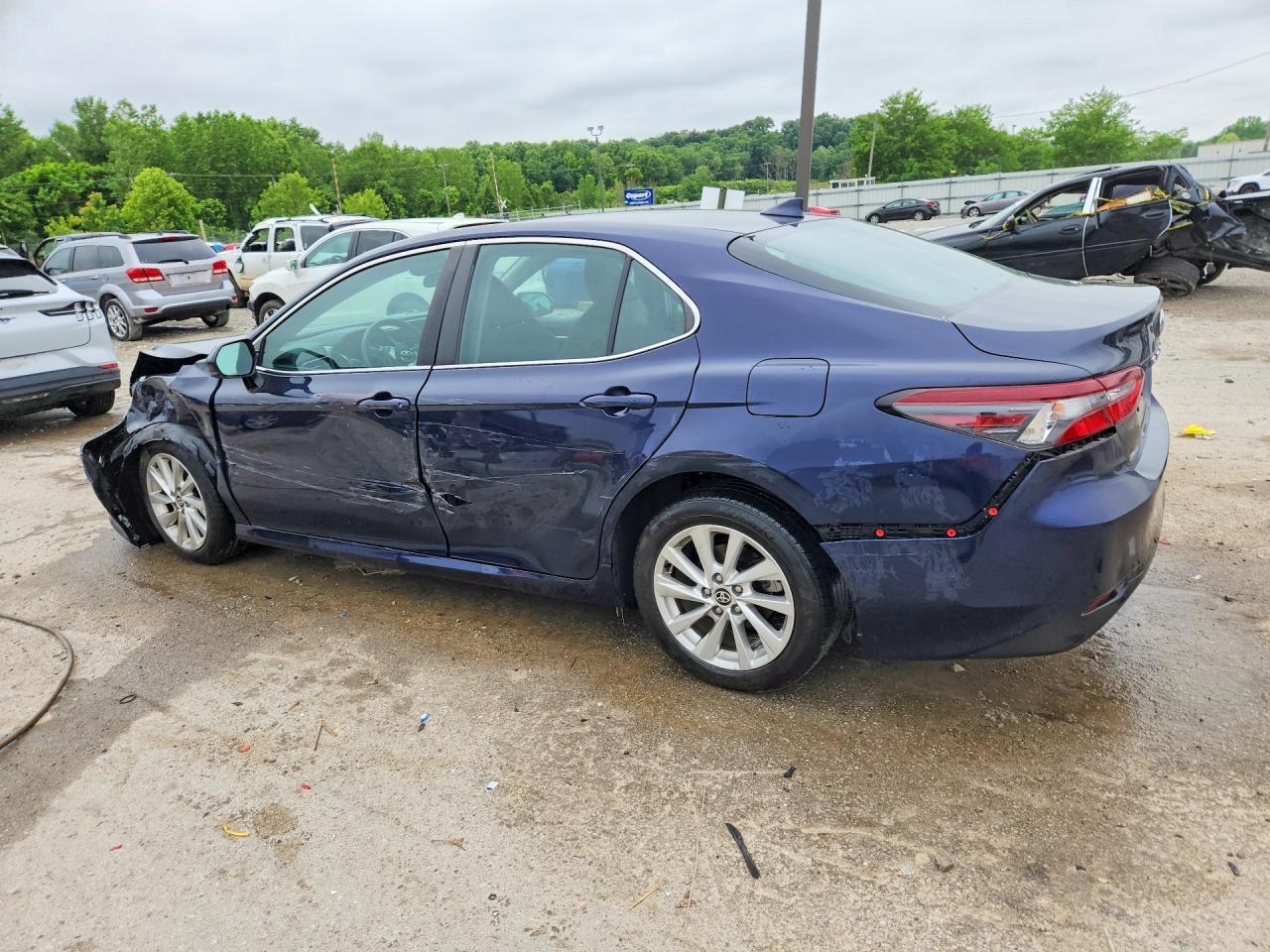 2021 Toyota Camry Le - Image 2