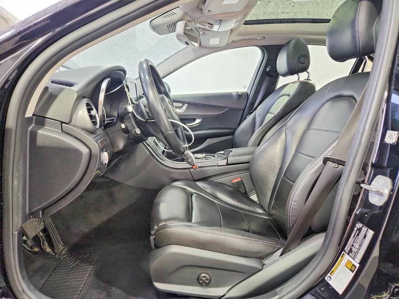 2017 Mercedes-Benz C 300 4Matic - Image 7