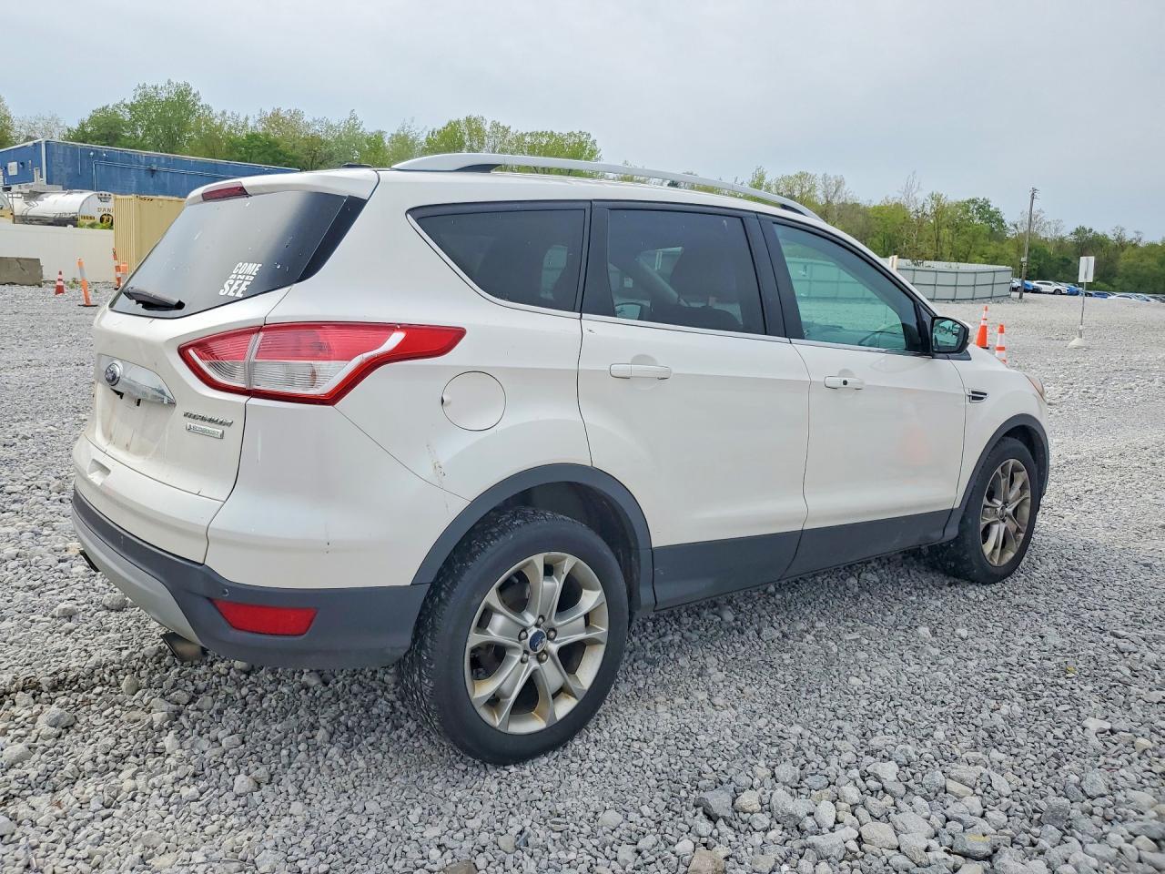 2014 Ford Escape Titanium - Image 3