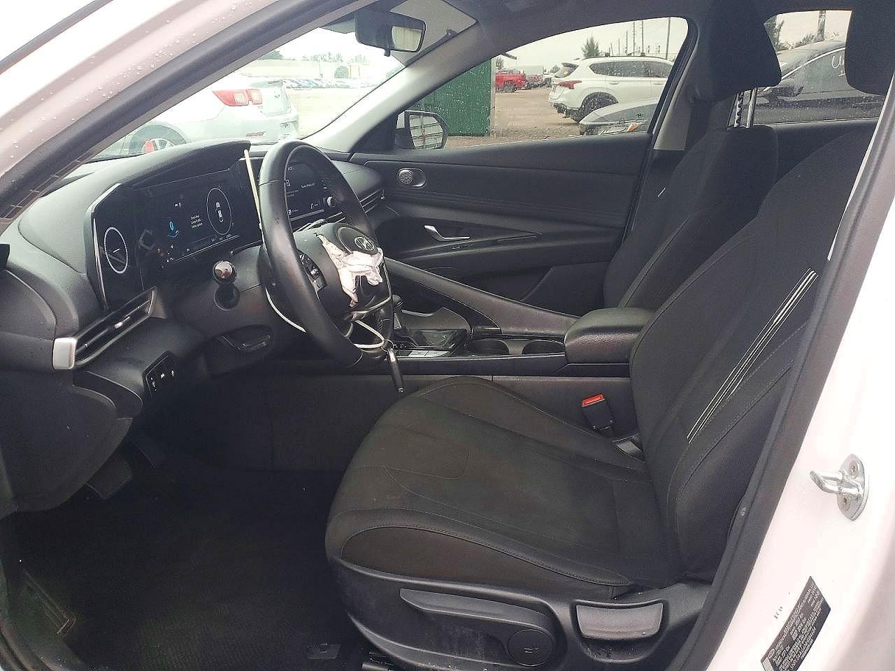 2022 Hyundai Elantra Sel - Фото 6