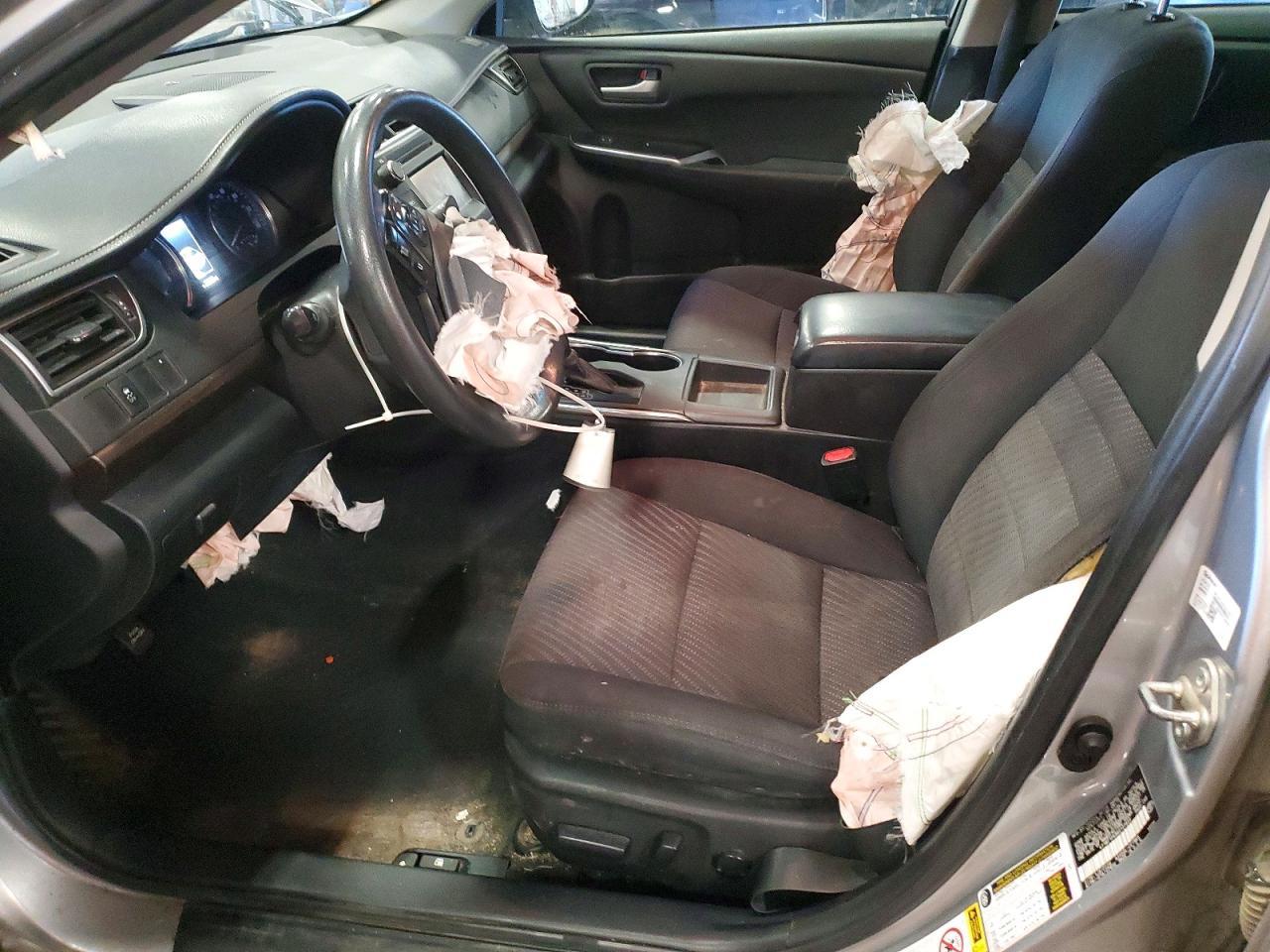 2016 Toyota Camry Le - Фото 7
