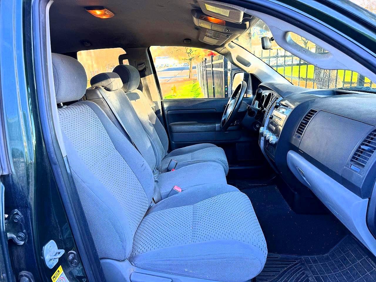 2012 Toyota Tundra Grade - Image 5