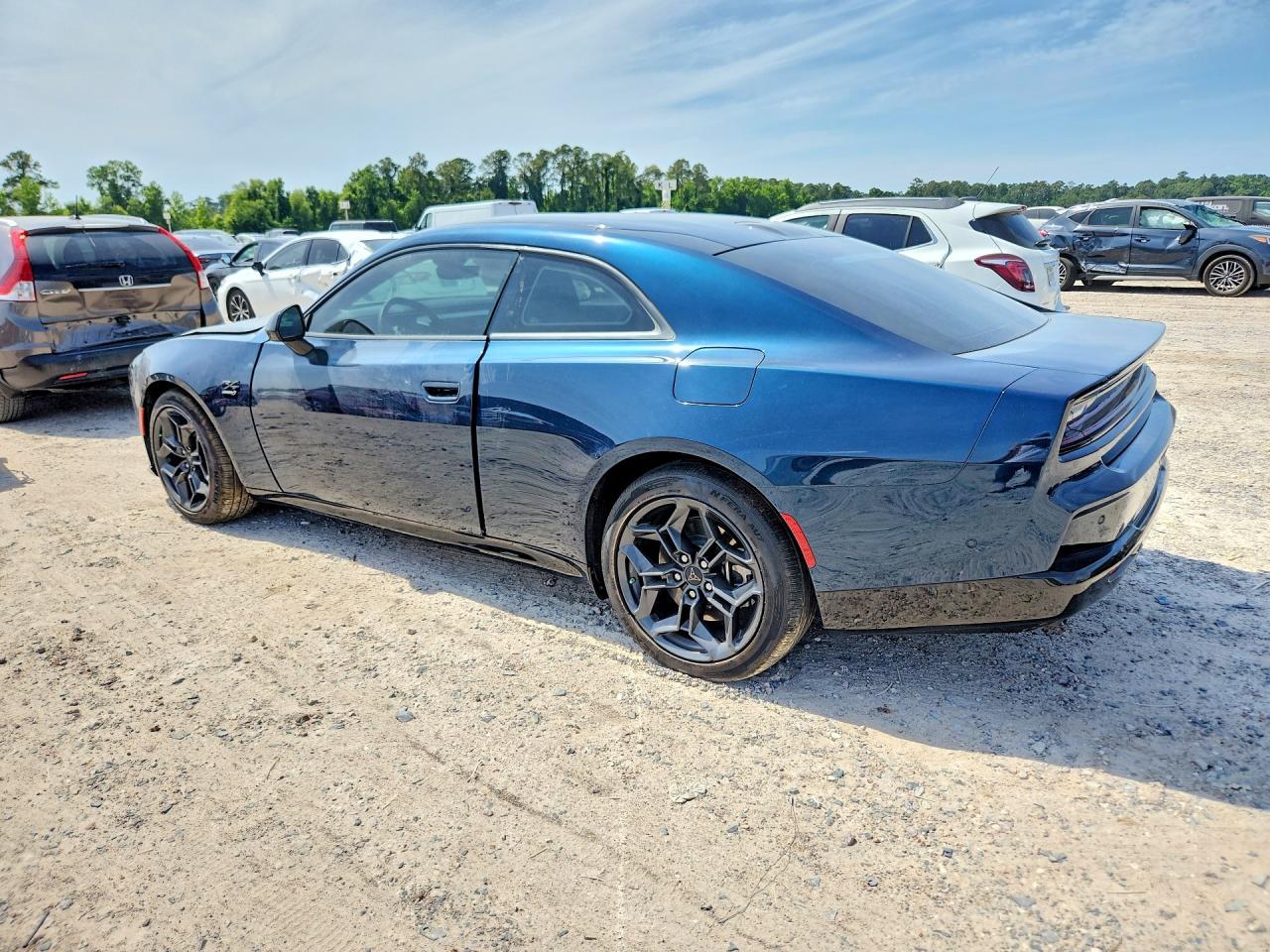 2025 Dodge Charger Daytona R - Фото 2