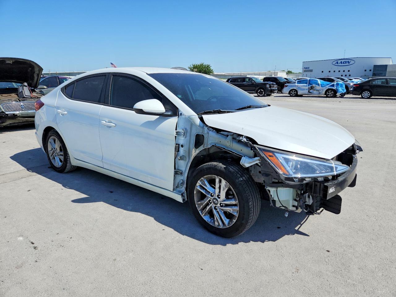 2020 Hyundai Elantra Sel - Image 4