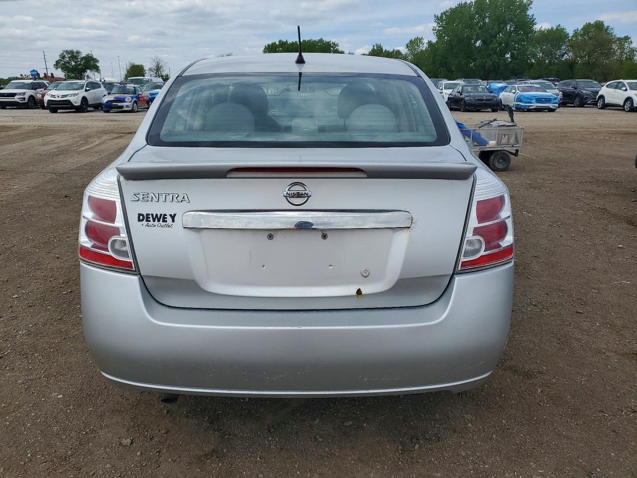 2011 Nissan Sentra 2.0 - Фото 6