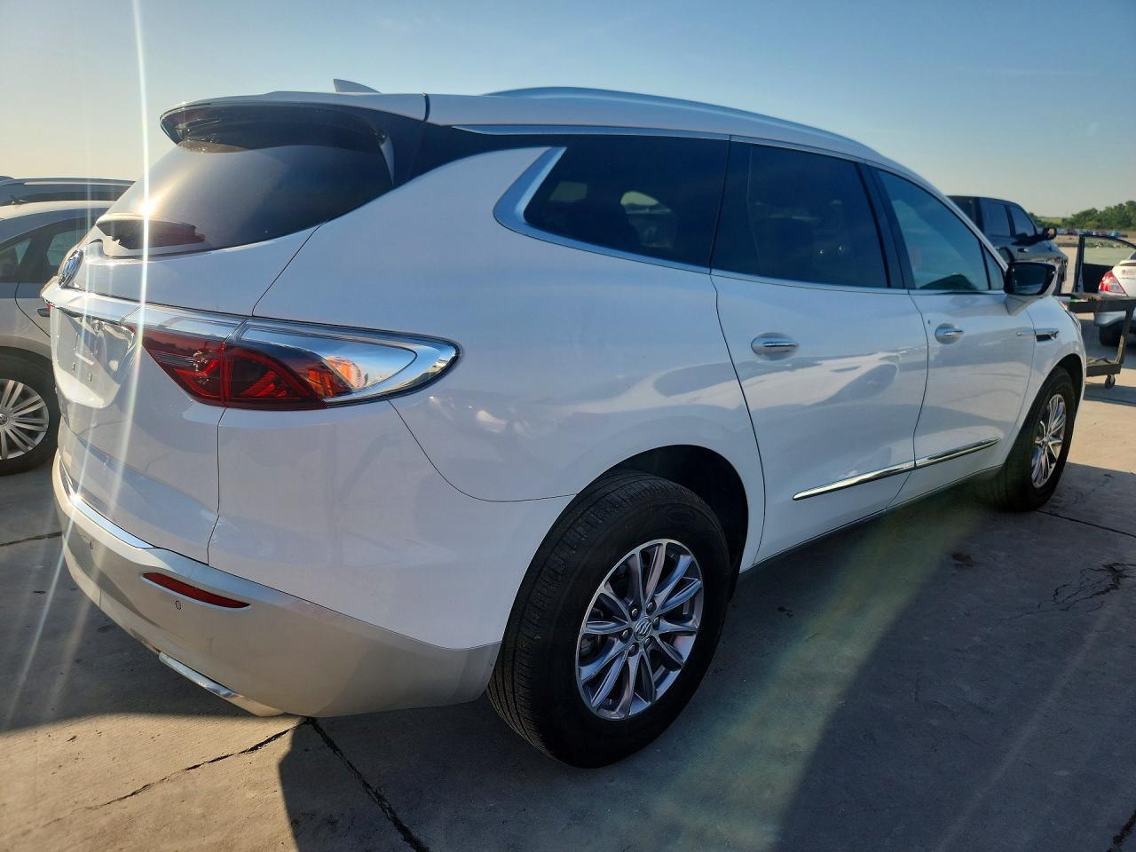 2024 Buick Enclave Premium - Фото 3