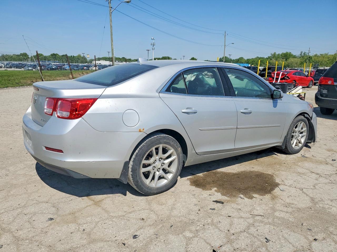 2014 Chevrolet Malibu 1Lt - Фото 3