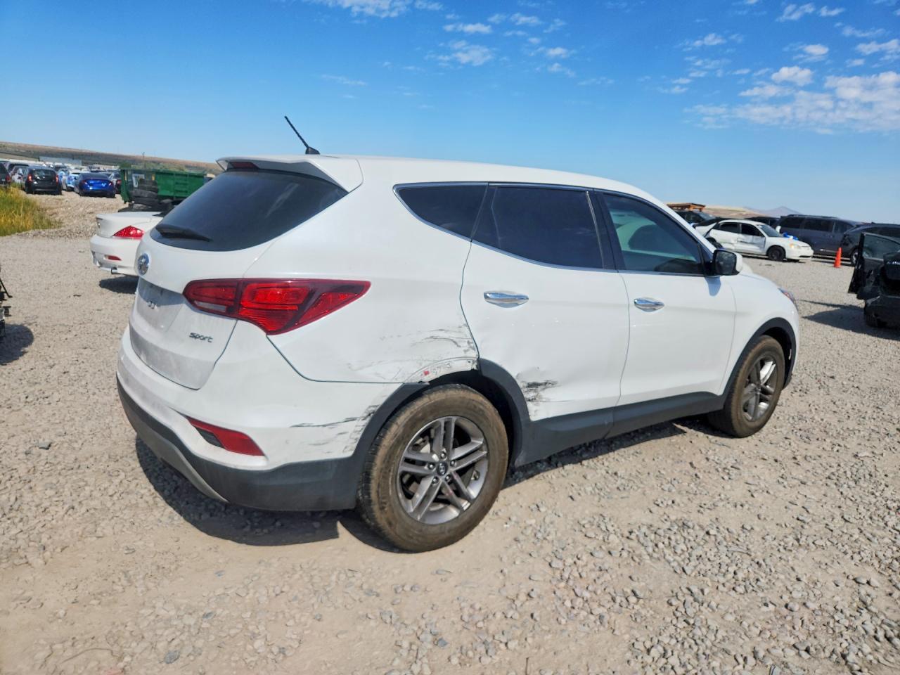 2018 Hyundai Santa Fe Sport 2.4L - Image 3