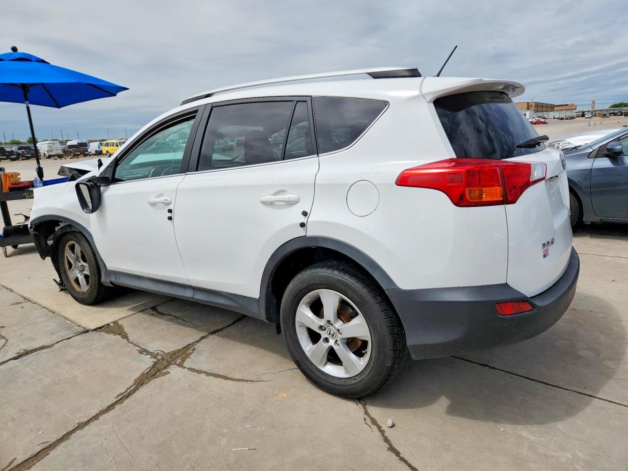 2014 Toyota Rav4 Xle - Image 2