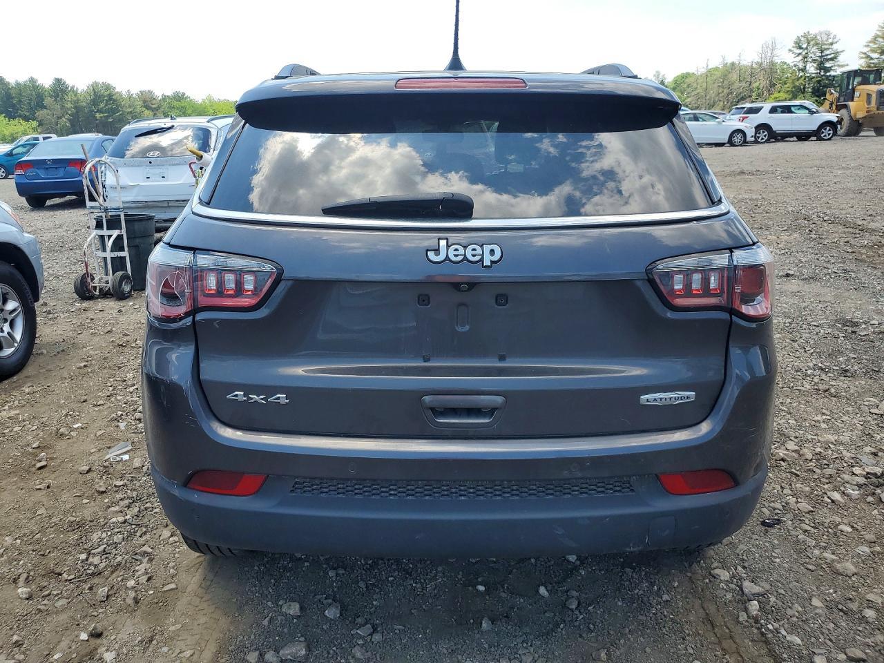 2020 Jeep Compass Latitude - Фото 6
