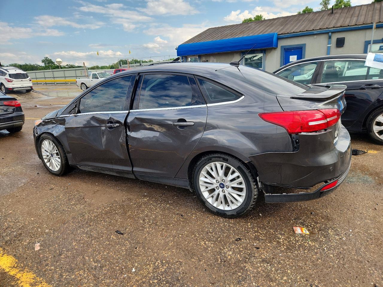 2018 Ford Focus Titanium - Фото 2