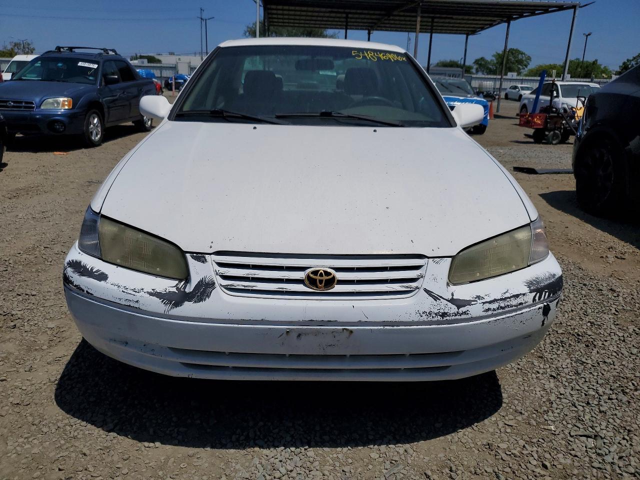 1999 Toyota Camry Le - Image 5