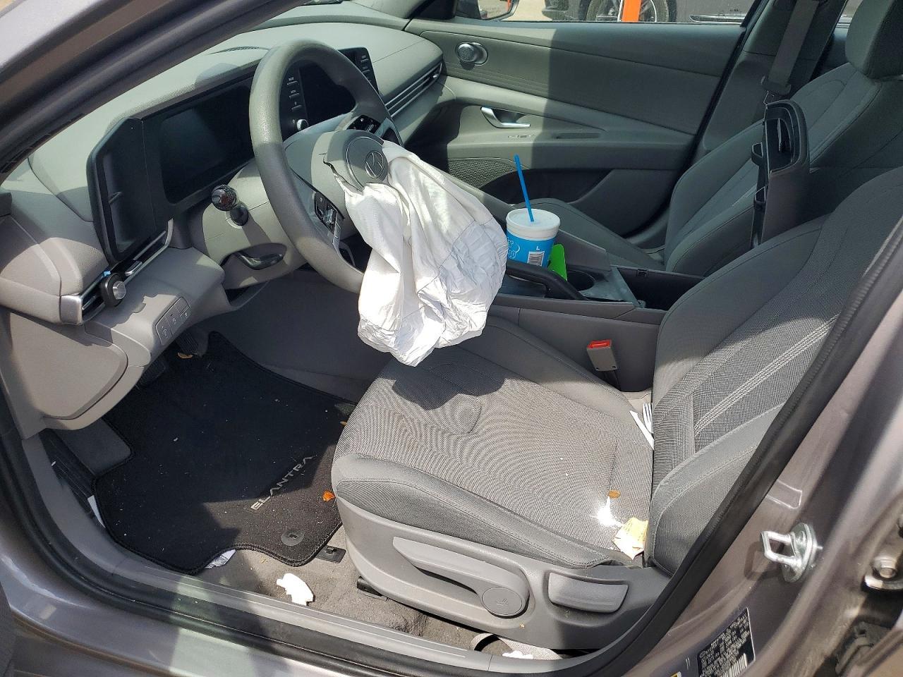 2024 Hyundai Elantra Se - Фото 7