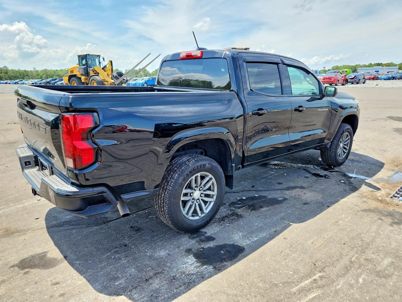 2024 Chevrolet Colorado Lt - Фото 3