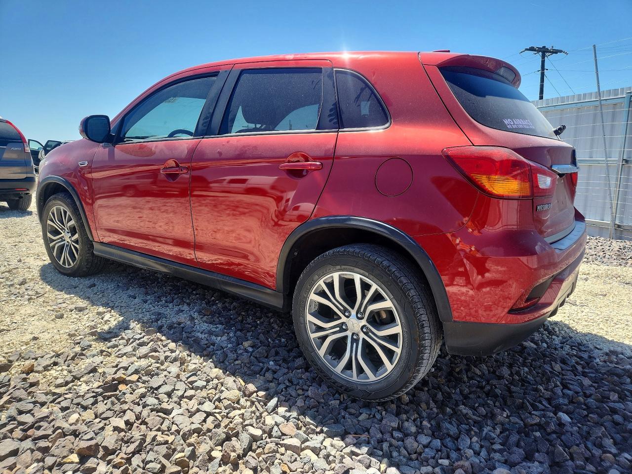 2019 Mitsubishi Outlander Sport Es - Фото 2