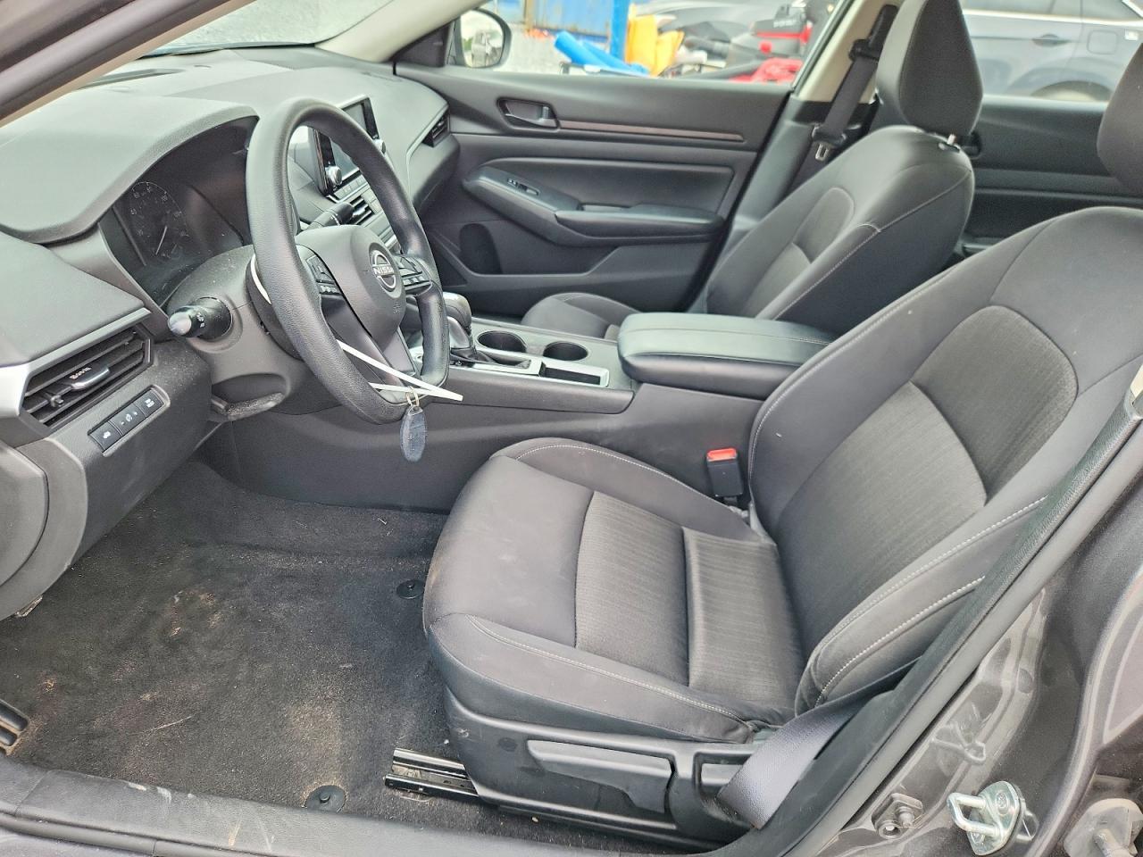 2023 Nissan Altima S - Image 7