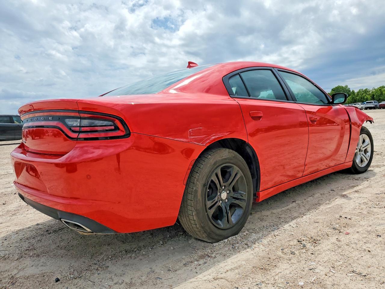 2023 Dodge Charger Sxt - Image 3
