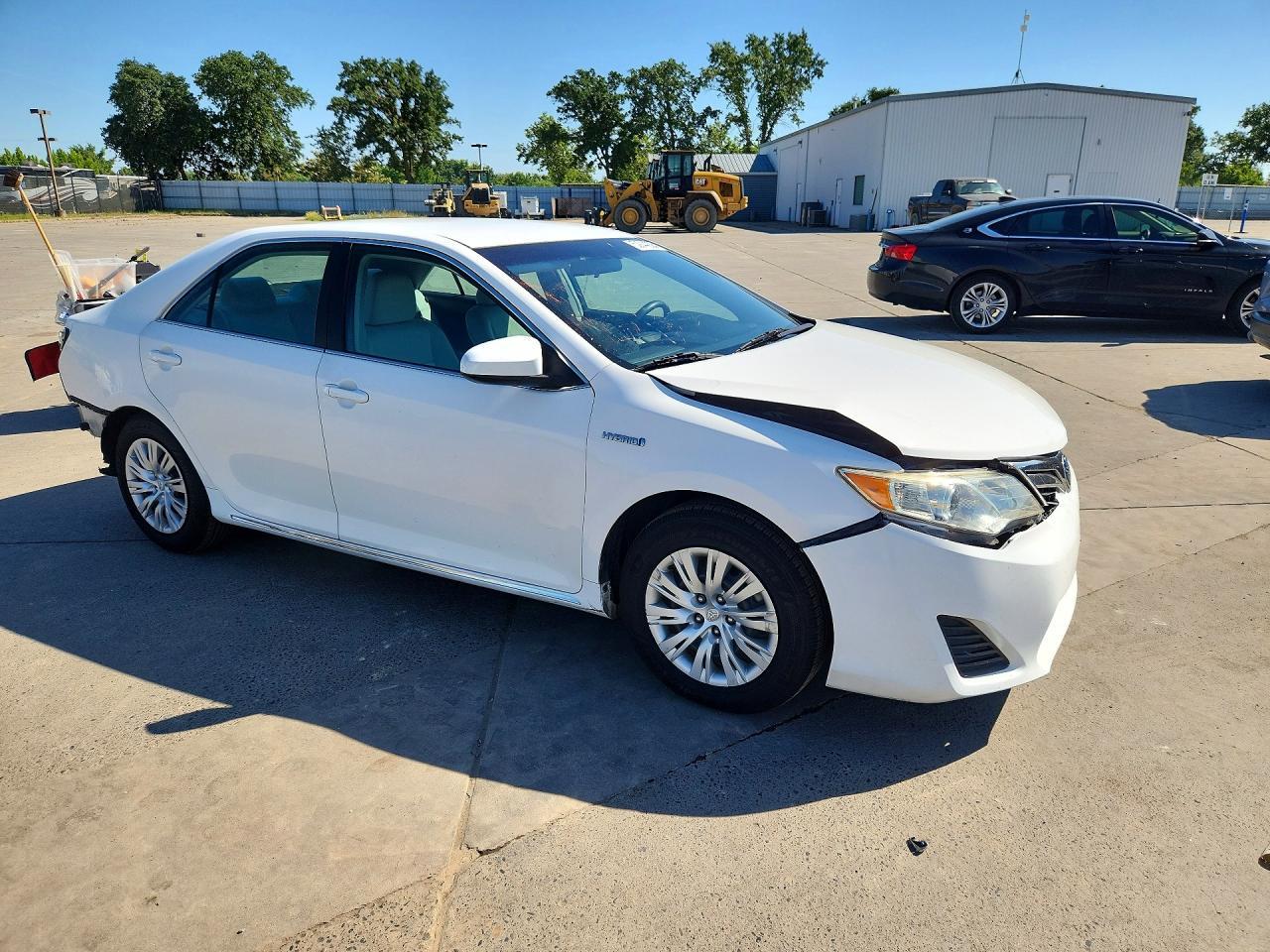 2013 Toyota Camry Hybrid Le - Фото 4