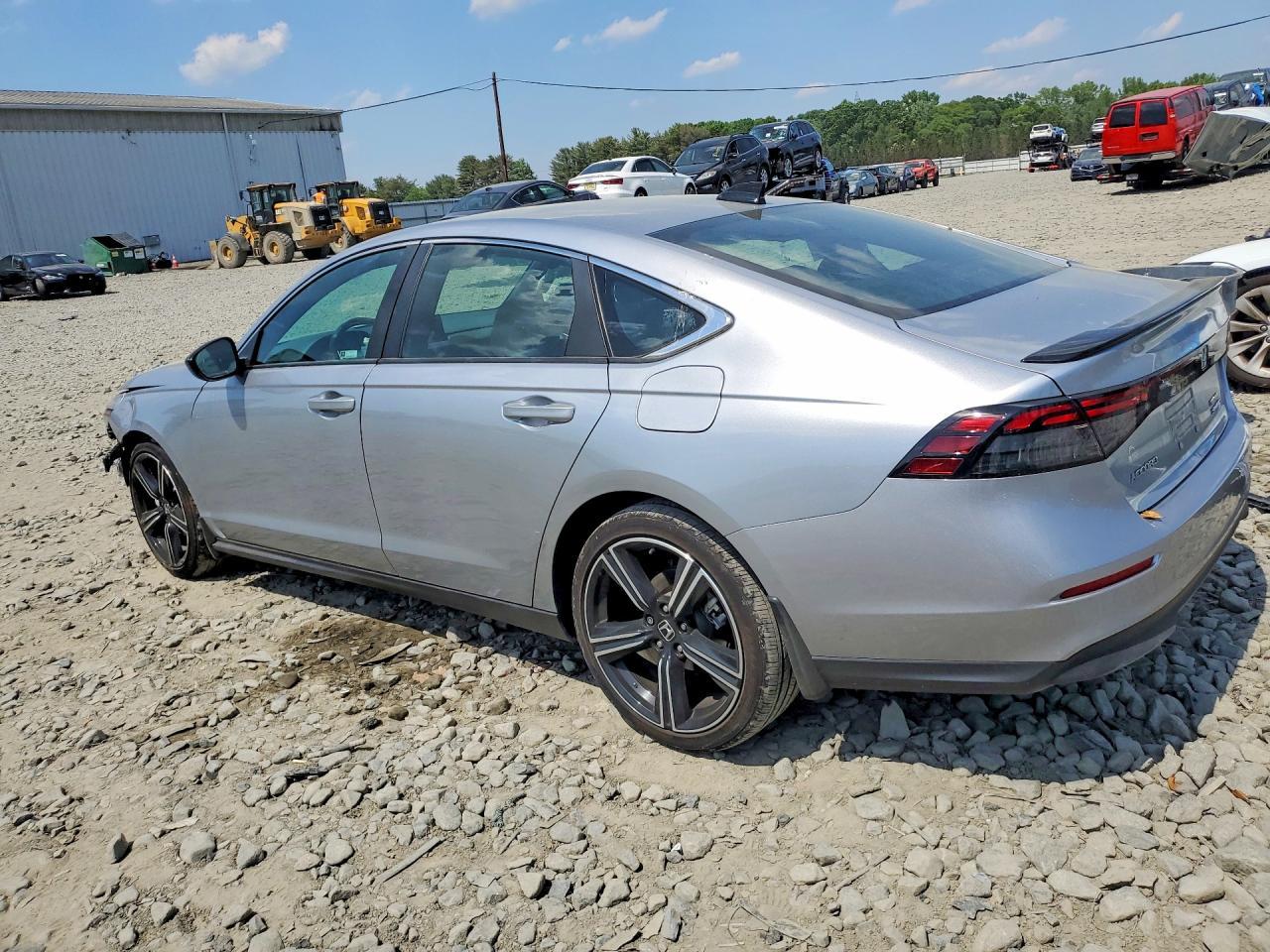2025 Honda Accord Hybrid Sport - Фото 2