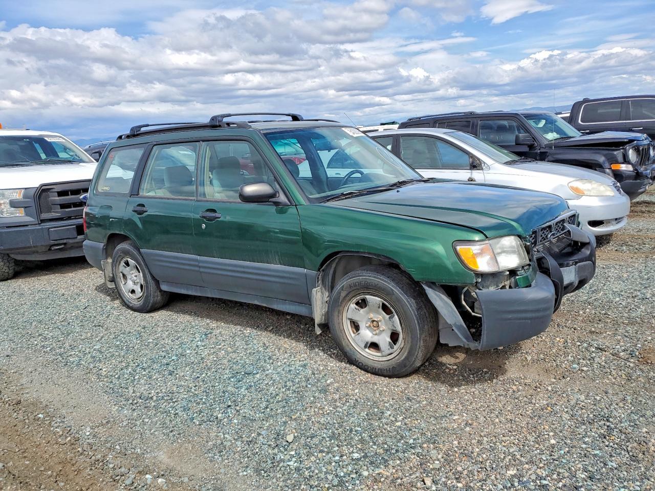 2002 Subaru Forester L - Image 6