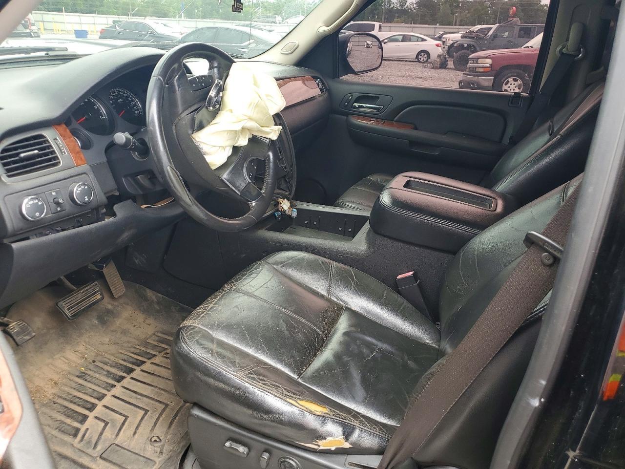 2007 Chevrolet Silverado K1500 Crew Cab - Image 7