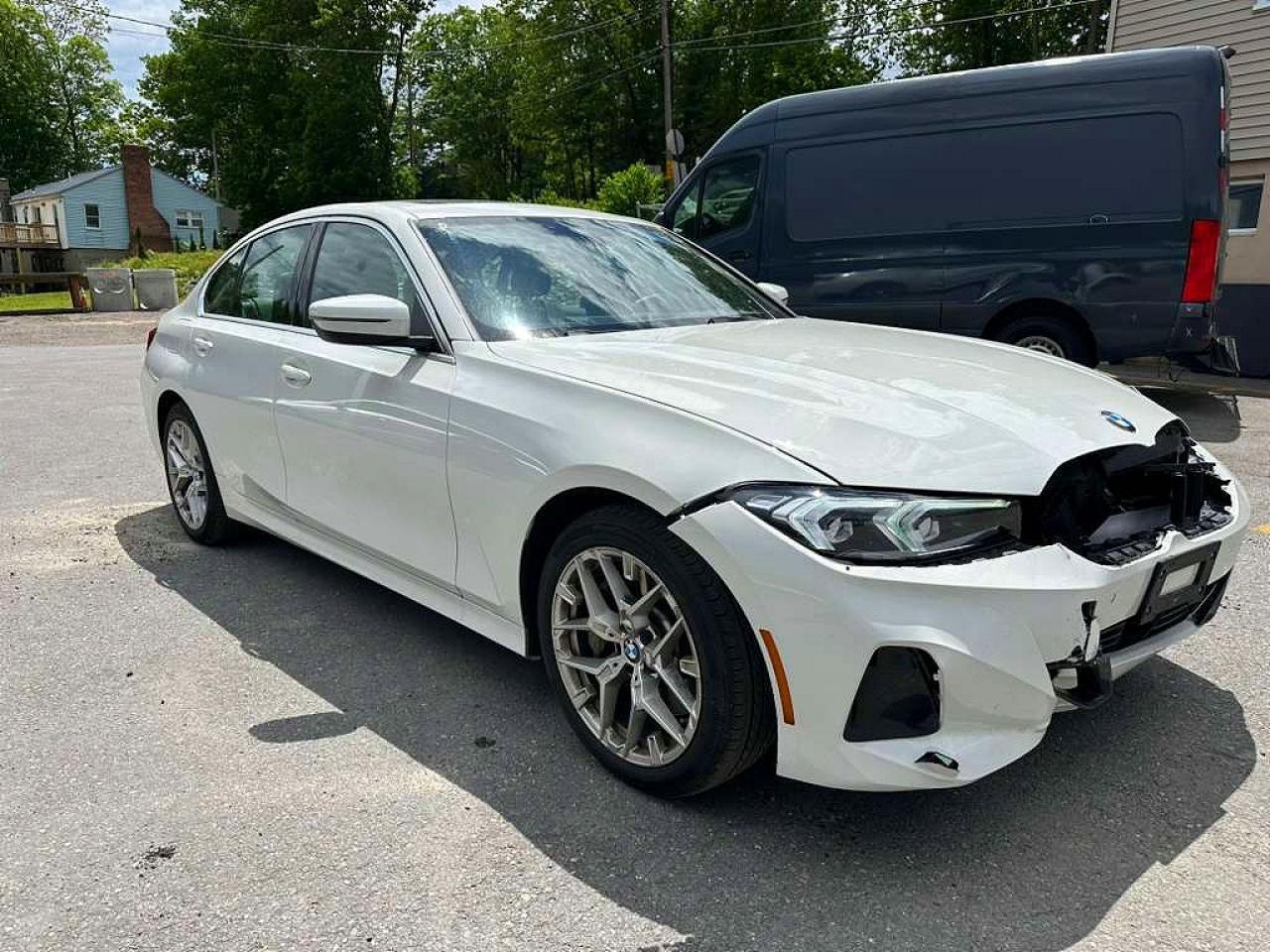 2026 BMW 330I - Фото 4