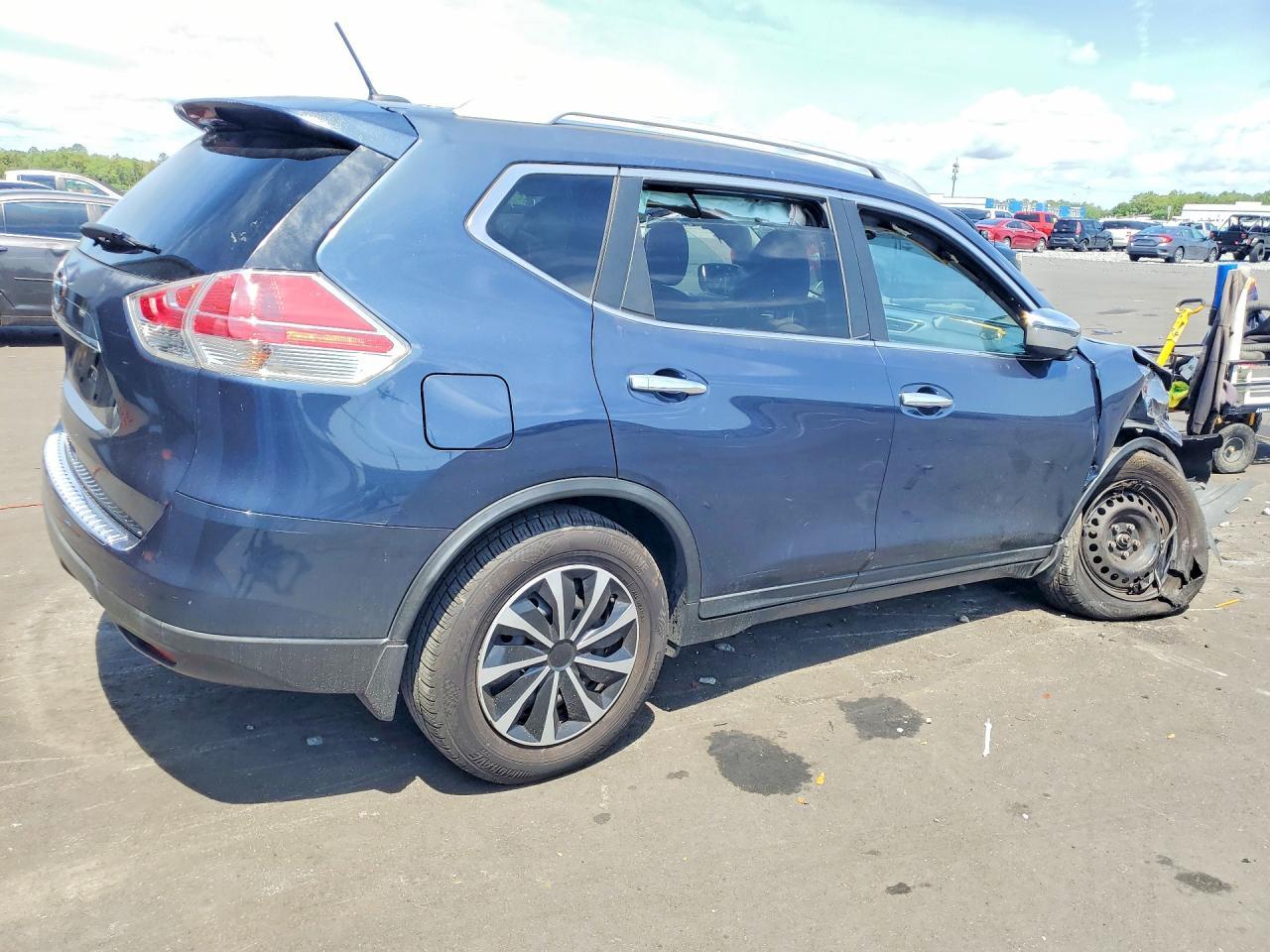 2016 Nissan Rogue S - Фото 3