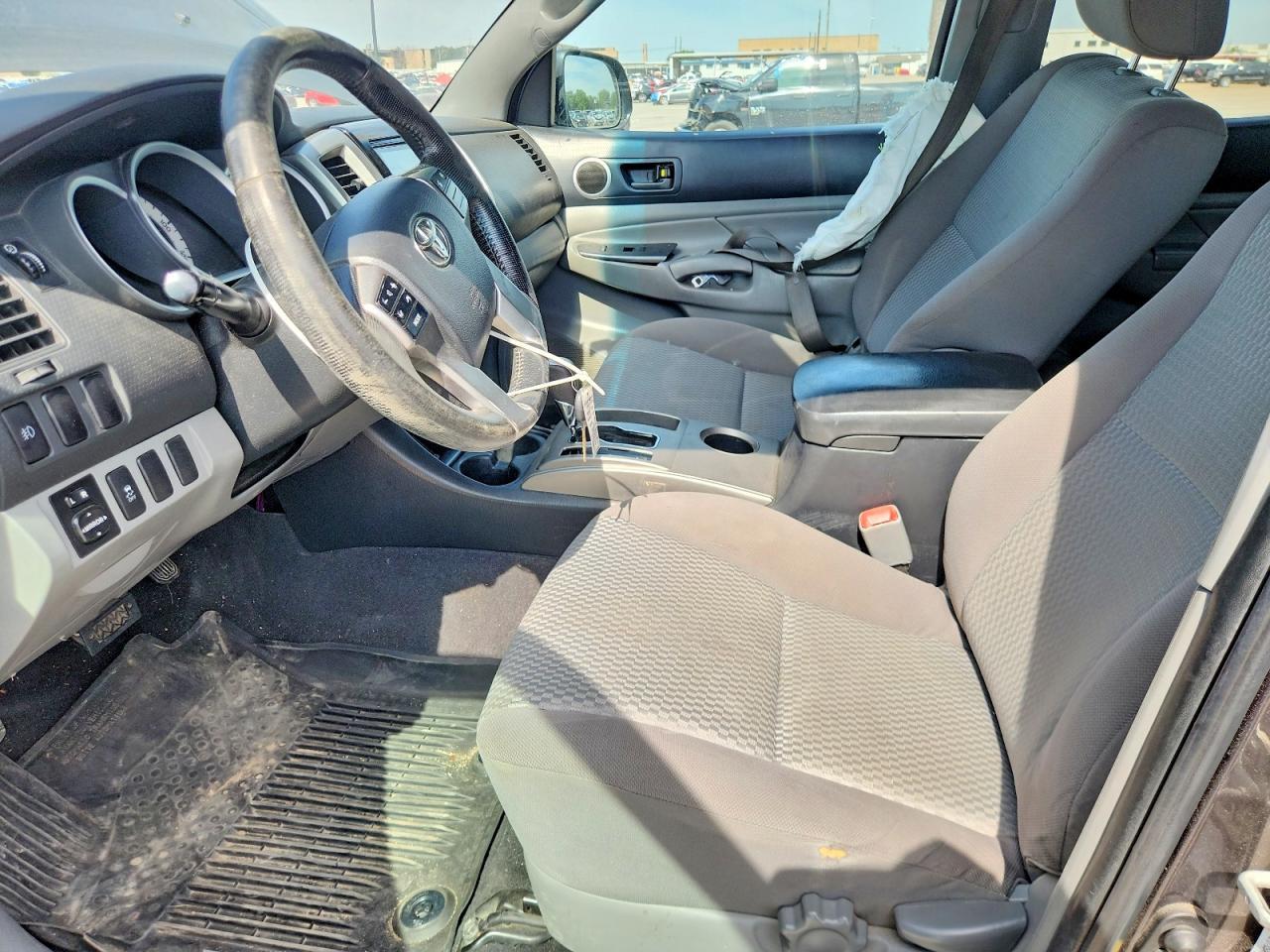 2013 Toyota Tacoma Double Cab Prerunner - Image 7