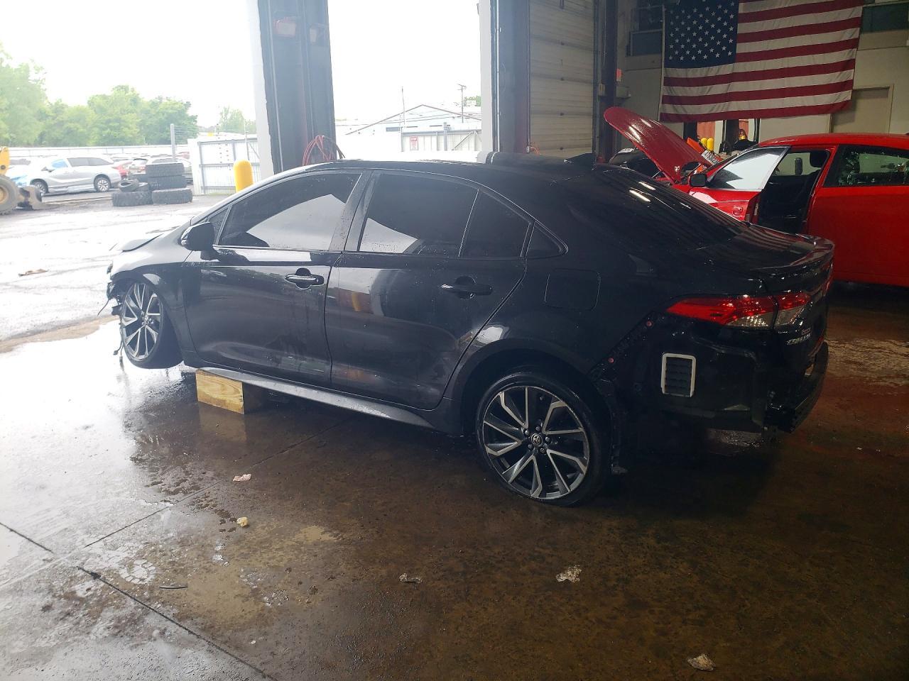 2021 Toyota Corolla Se - Фото 2