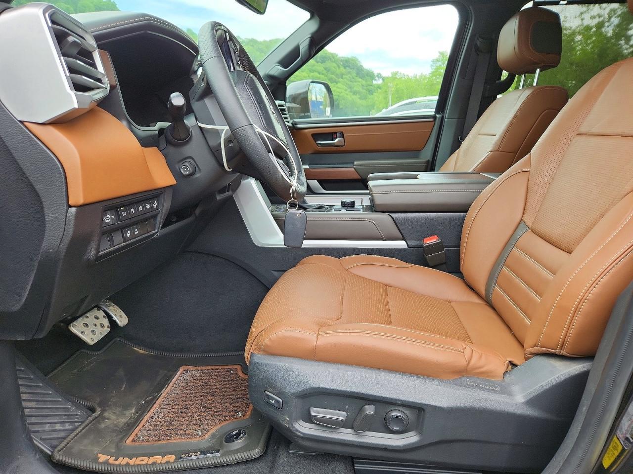 2024 Toyota Tundra 1794 Edition Hv - Image 7