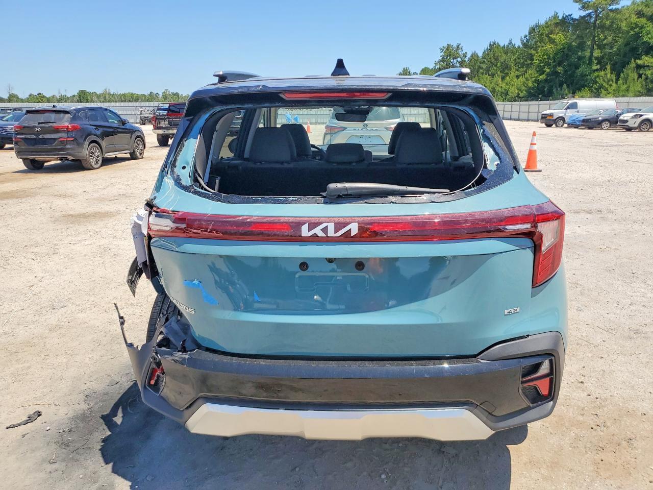 2025 Kia Seltos S - Фото 6