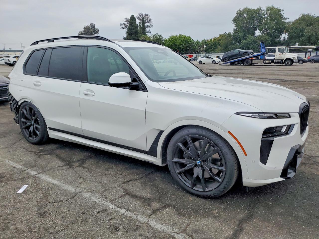 2026 BMW X7 xDrive40I - Фото 4