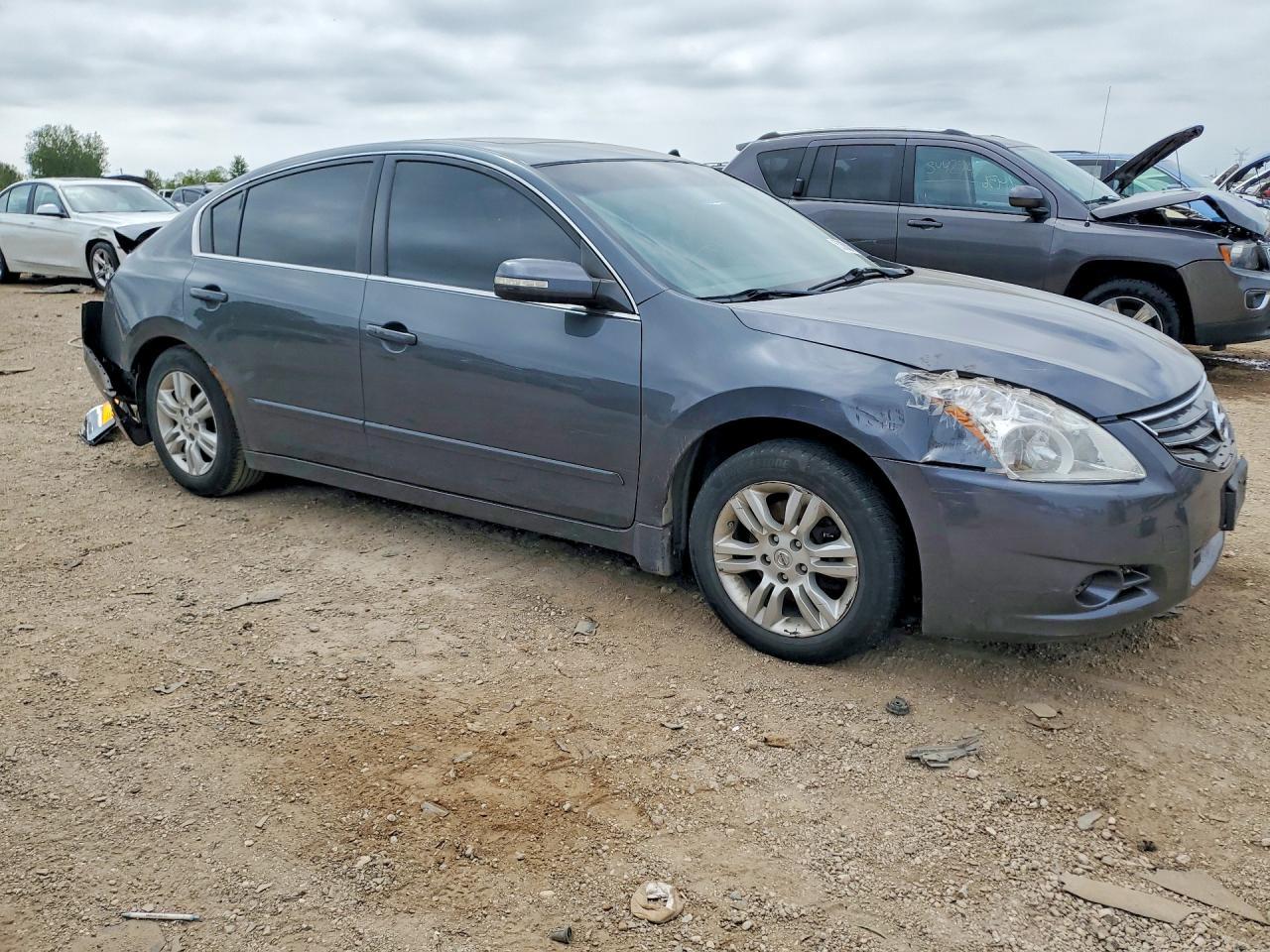 2011 Nissan Altima 2.5 - Image 4