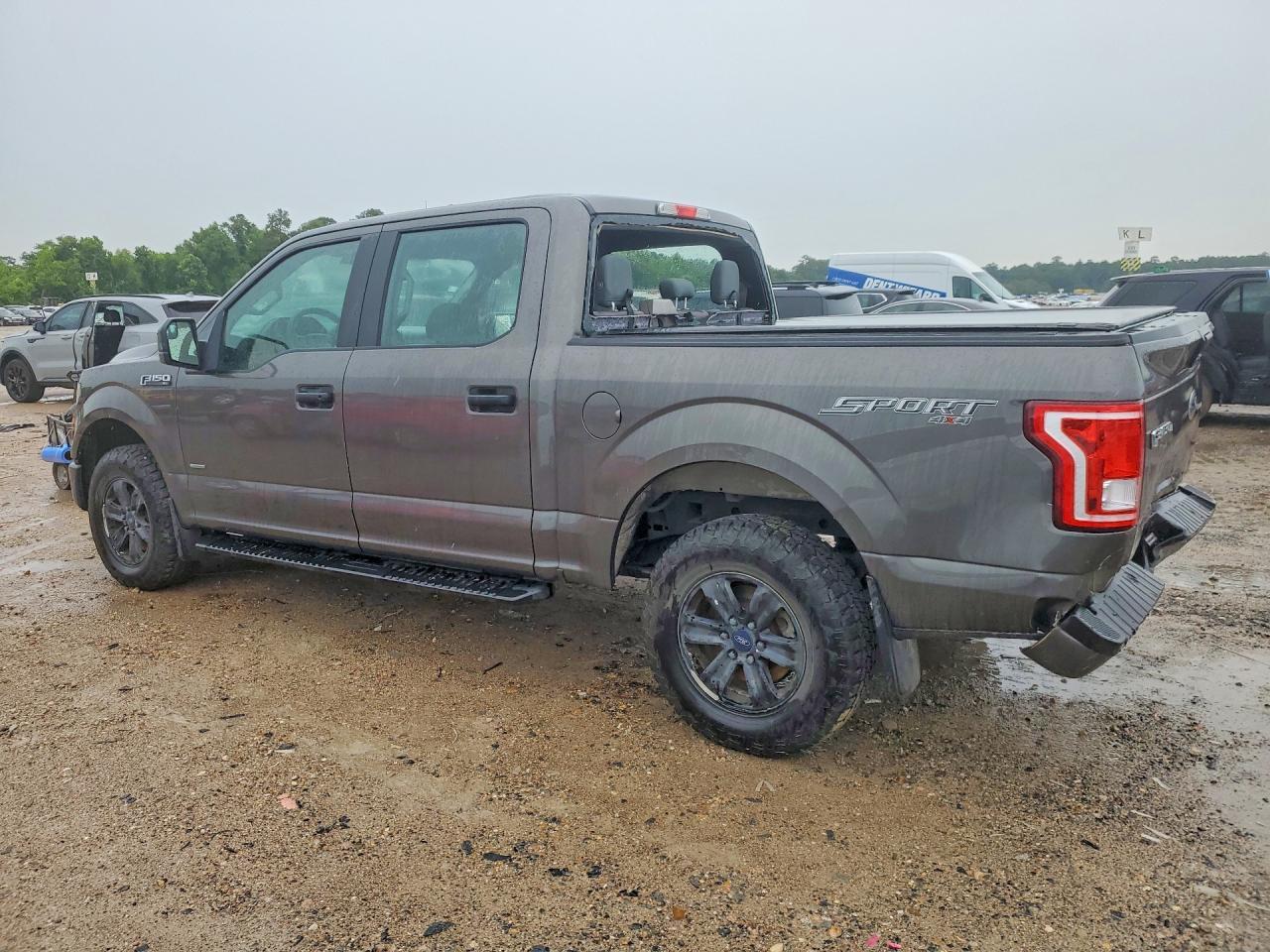 2015 Ford F150 Supercrew - Фото 2