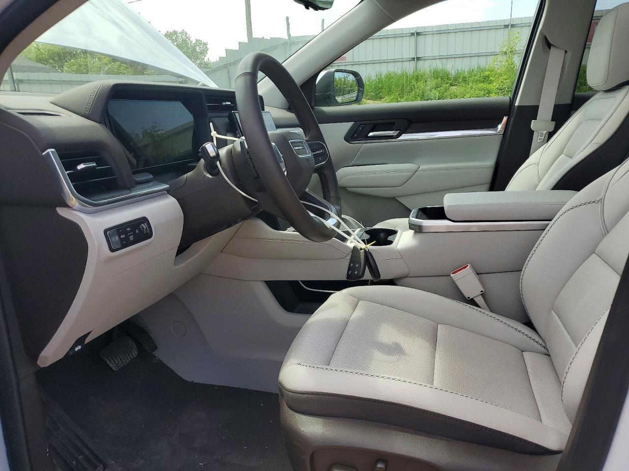 2026 GMC Terrain Denali - Image 7