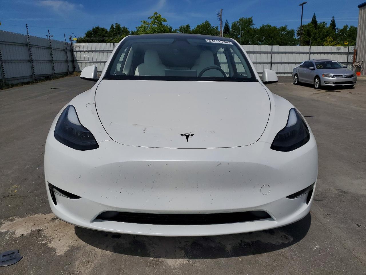 2023 Tesla Model Y - Фото 5